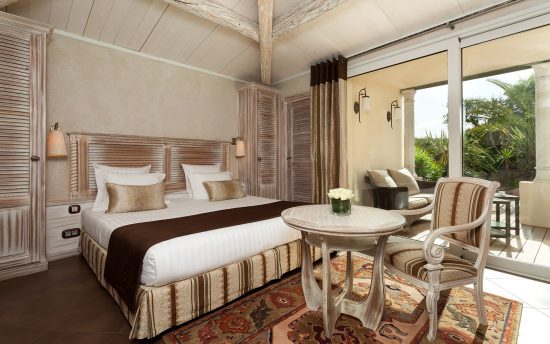 Chateau_hotel_de_la_messardiere_exceptional_suites