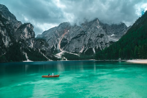 Italy Throughout the Beautiful Lakes-Como & Maggiore & Garda