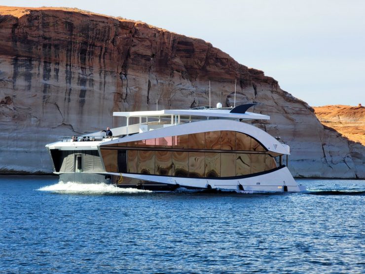 Bravada Atlas V-Series Yacht-The New Generation of Lake Cruisers