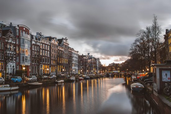 Amsterdam-The Right Place for Vacation